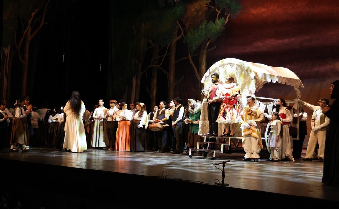 Más de 1300 horas de ensayo respaldan la puesta en escena de "Pagliacci" / Foto: Roberto Guerrero