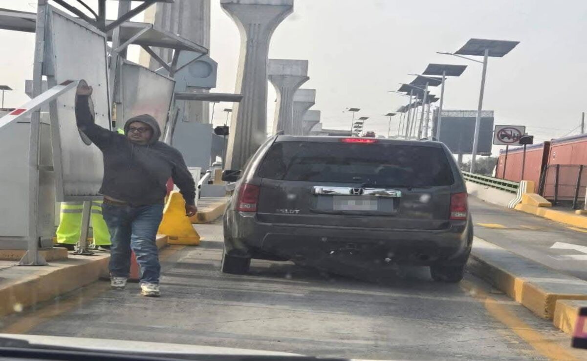 ¡Desafiando la Ley! Conductor evade pago en acceso al segundo piso del Periférico