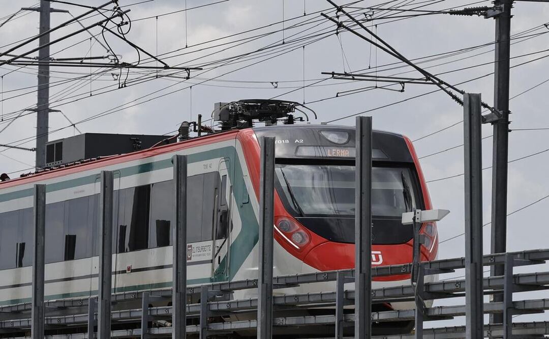 Tren Interurbano en la estación Lerma. Foto: Jorge Alvarado.