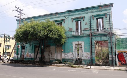 Peligro latente en Toluca: Inmuebles abandonados y con adeudos, un desafío para el INAH y la ciudad