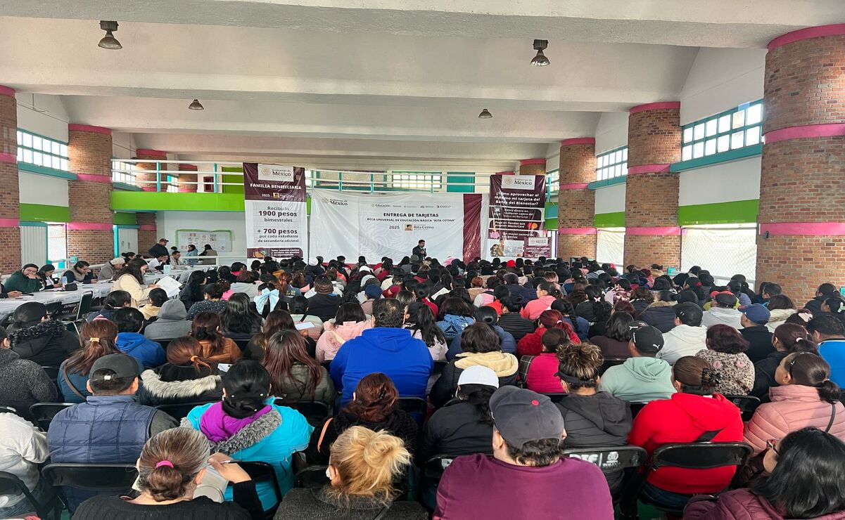 La entrega de tarjetas en el Estado de México está por concluir, garantizando así que todos los beneficiarios cuenten con un medio de pago seguro / Foto: Especial