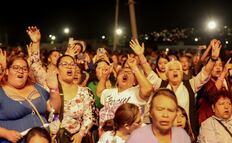 ¡Noche inolvidable! Pedro Fernández y Los Socios del Ritmo ponen a vibrar a miles de mamás en Chimalhuacán