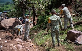 Activan Plan DN-III-E tras desgajamiento de cerro y lodo en Temascaltepec