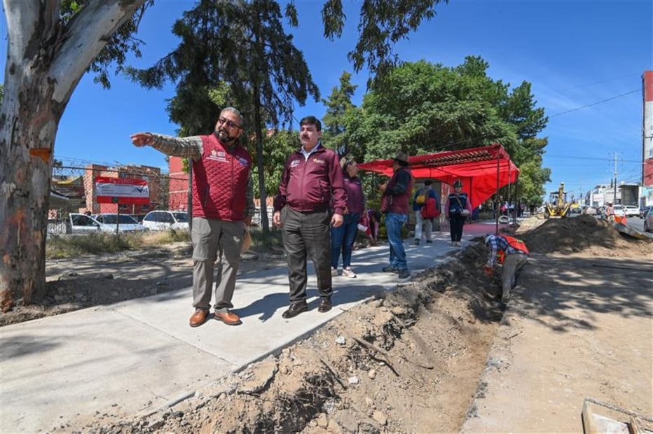 Mejoras en cruces peatonales y renovación vial en Cuautitlán Izcalli como parte de la estrategia integral que busca transformar entornos deteriorados en espacios transitables y seguros. Foto Especial