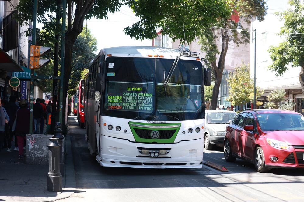 Exigen alza en la tarifa del transporte público de pasajeros en el Edomex Foto Alejandro Vargas EL UNIVERSAL