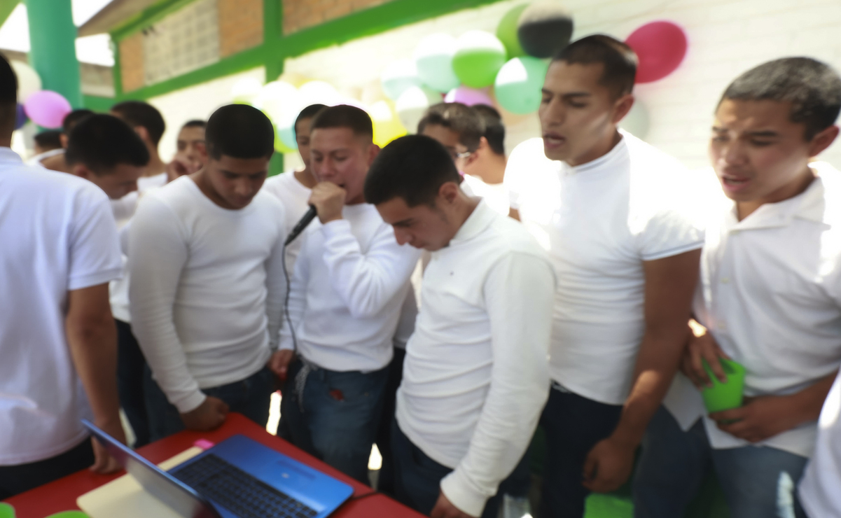 La campaña “Todos los niños, niñas y adolescentes merecen condiciones dignas para aprender” busca iniciar el camino de preparación para el siguiente periodo educativo. Foto: Alejandro Vargas / El Universal Estado de México