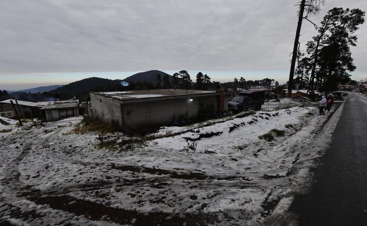 En la zona del Nevado de Toluca se registran bajas temperaturas que ponen en riesgo a las y los visitantes / Foto Jorge Alvarado
