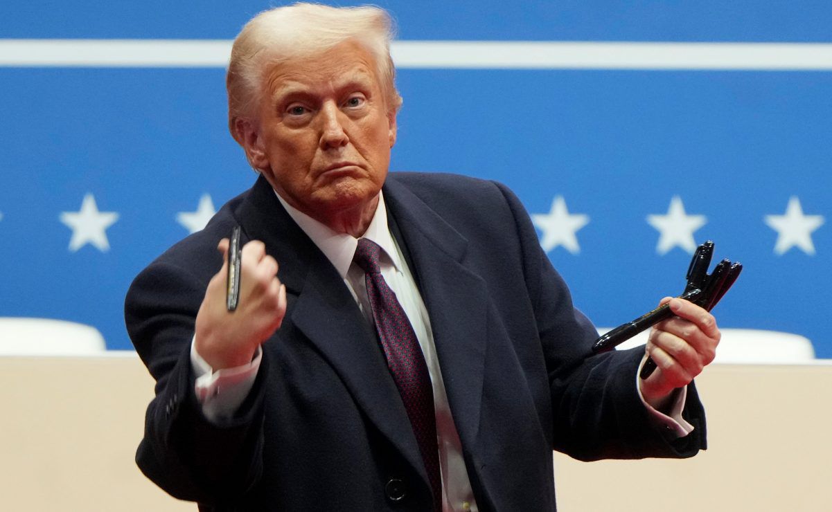 Donald Trump aumentó 25 % a los aranceles de México y Canadá. Foto: Especial