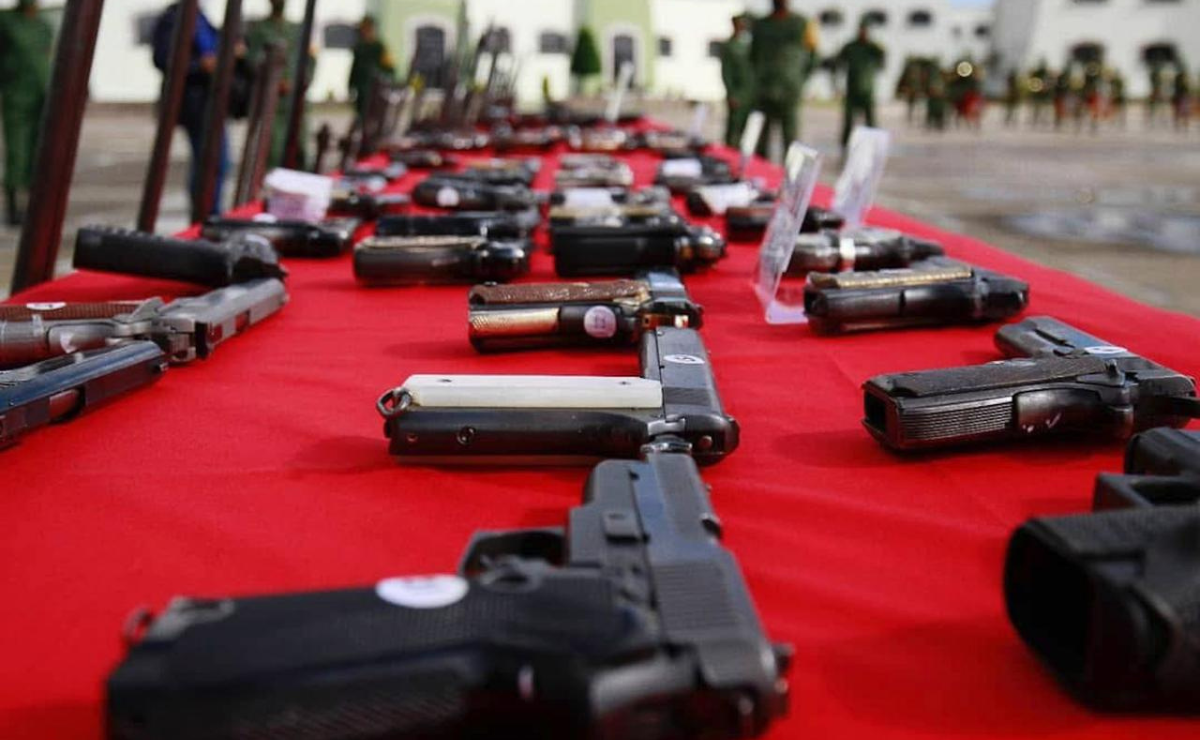 Aseguran 17 armas de alto poder en el Valle de Toluca tras detenciones