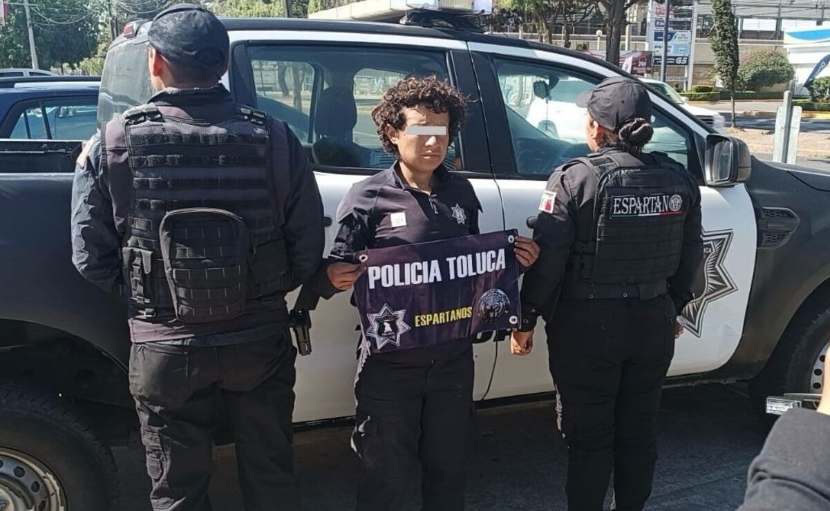 Cuatro personas fueron detenidas por diferentes delitos durante un operativo para aumentar la seguridad en Toluca. Foto: Especial
