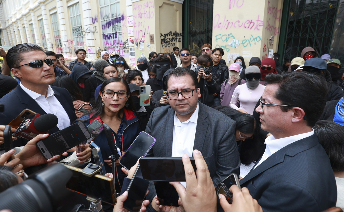 Isidro Rogel Fajardo, encargado del despacho de la Rectoría / Foto Alejandro Vargas