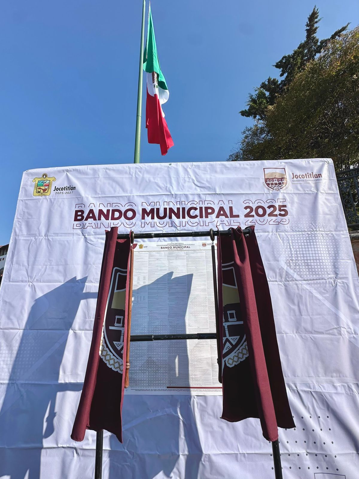 El Bando Municipal 2025-2027 incluye el cargo de "Presidenta Municipal", marcando un precedente histórico en el municipio. Foto Especial