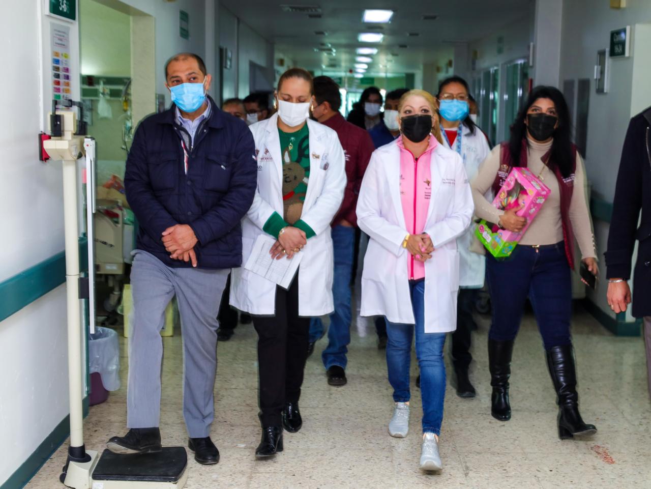 Coordinan esta noble labor, el Voluntariado de la Secretaría de Salud y la organización Humanismo A.C. Foto Especial