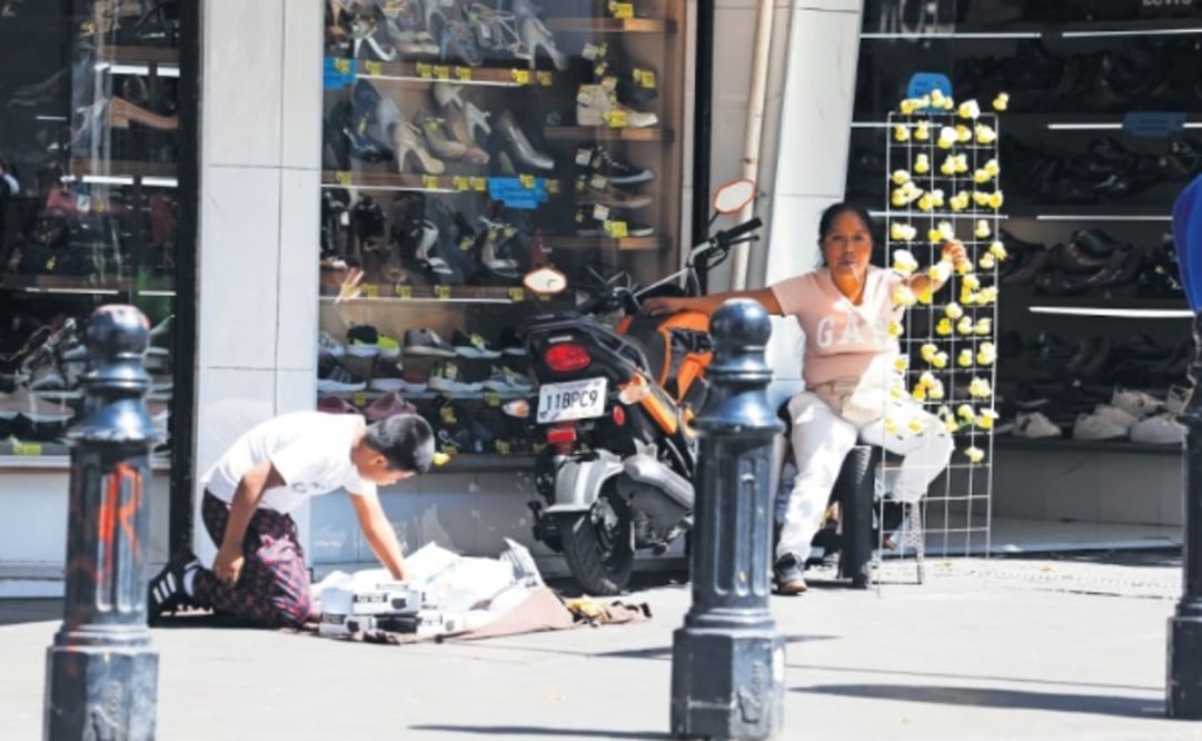 En el último año, los corredores de comercio informal han aumentado de cinco a 12 puntos / Foto Alejandro Vargas