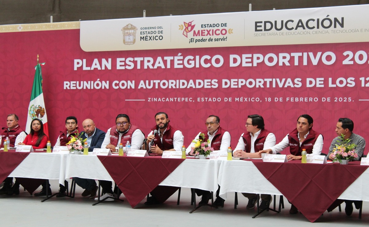 Manuel Sotomayor Landecho, presentó el Plan Estratégico Deportivo 2025-2029 ante los representantes del deporte de los 125 municipios mexiquenses. Foto: Especial