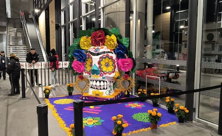 El Insurgente se viste de fiesta: Estaciones se convierten en altares para recordar a los fieles difuntos