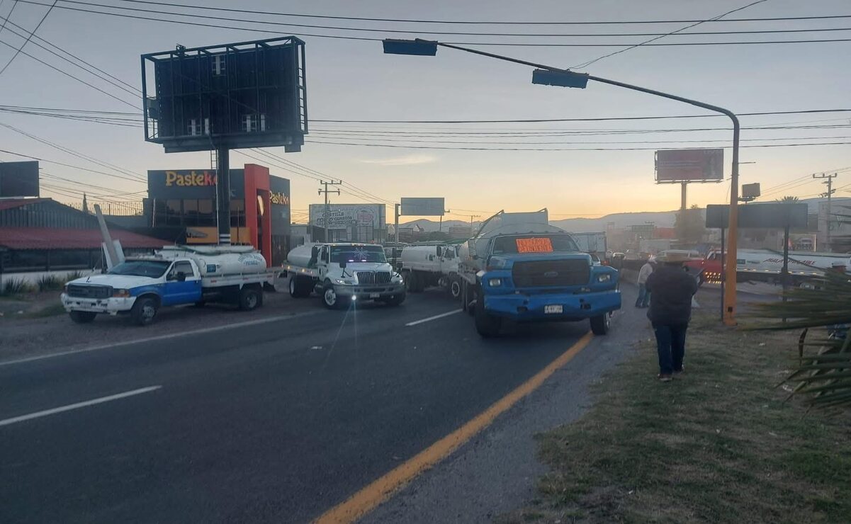 Caos vial en Edomex: Bloqueos de piperos afectan circulación vial en el Valle de México y Valle de Toluca