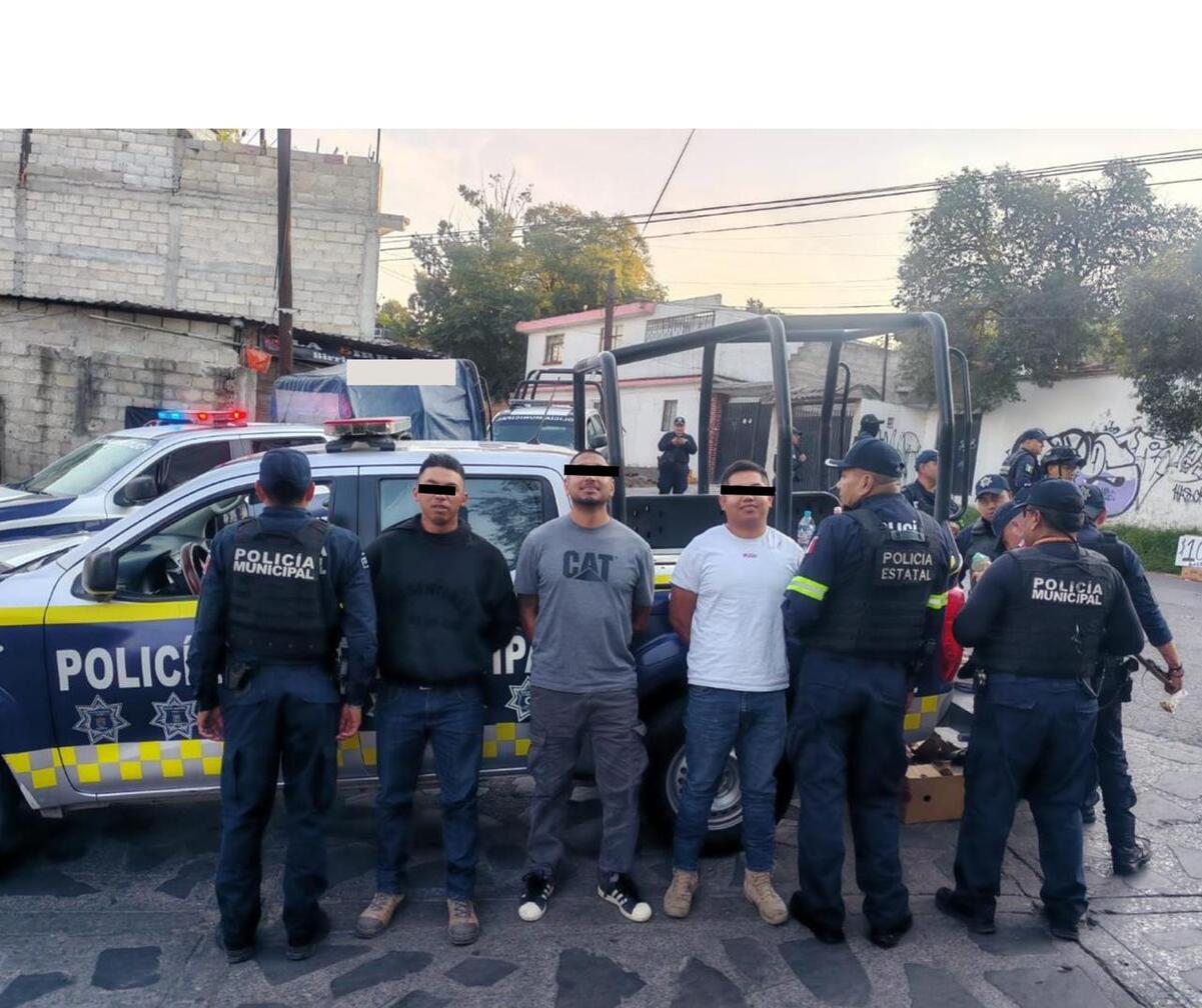 Arrestados en Tepotzotlán: 3 hombres capturados con armas y  100 mil pesos en efectivo