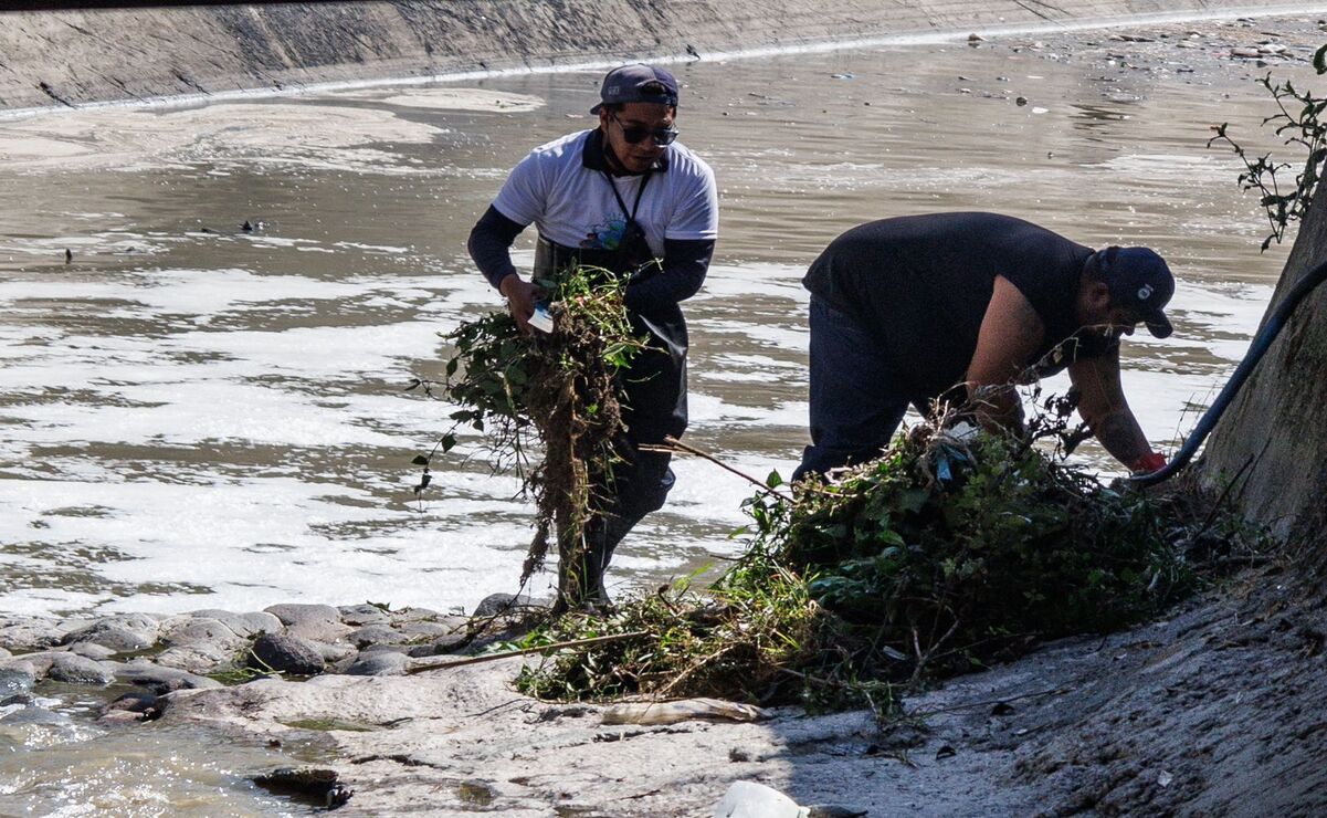 La Presa El Capulín mide cerca de 2 hectáreas y a ella llegan aguas negras que son arrojadas al Río San Joaquín. Foto: Rebeca Jiménez / El Universal Edomex