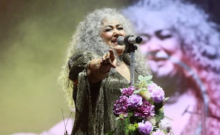 Amanda Miguel hace vibrar a 10 mil mujeres en celebración por el Día de las Madres en Ecatepec