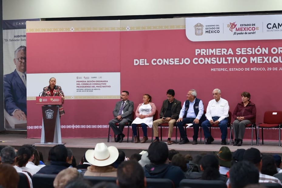 Autoridades estatales destacaron programas de transición agroecológica, generación de bioinsumos y preservación de semillas originarias/Foto Alejandro Vargas