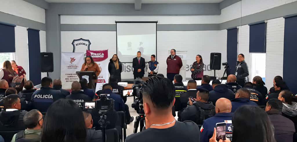 Con esta capacitación se fortalece el tejido social / Foto Especial