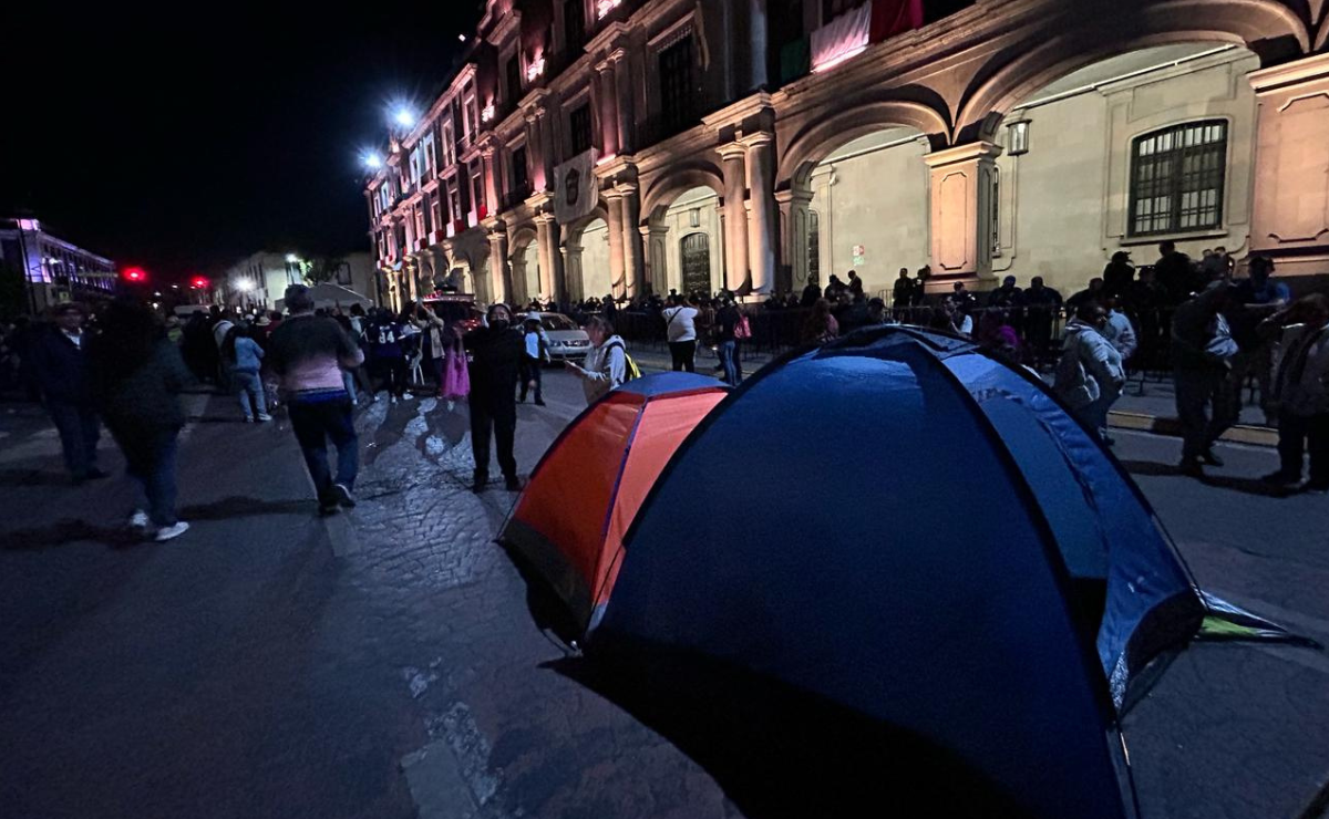 los maestros del Edomex y el gobierno estatal alcanzan un acuerdo y liberan la Avenida Lerdo. Foto: Jorge Alvarado