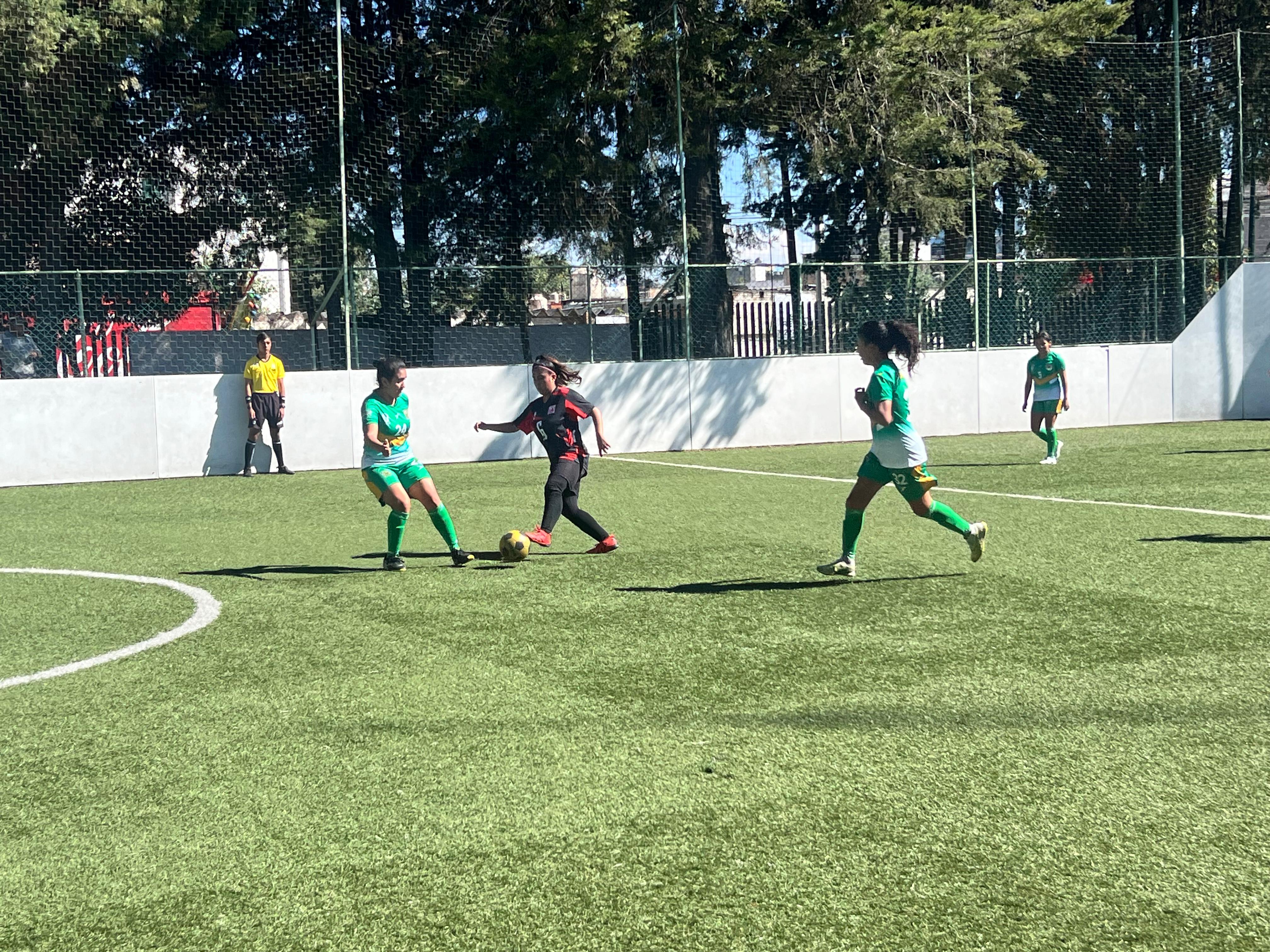 El partido amistoso fue contra el Tec Plantel Ecatepec. Foto Especial