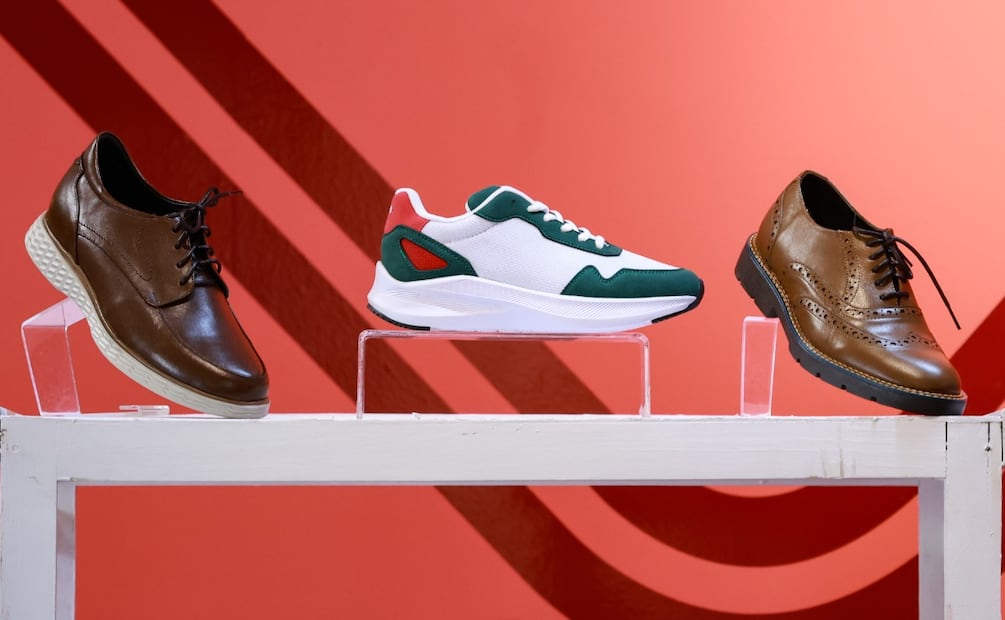 El calzado mundialista de San Mateo Atenco destaca por su diseño innovador y manufactura artesanal de alta calidad. Foto Alejandro Vargas / El Universal