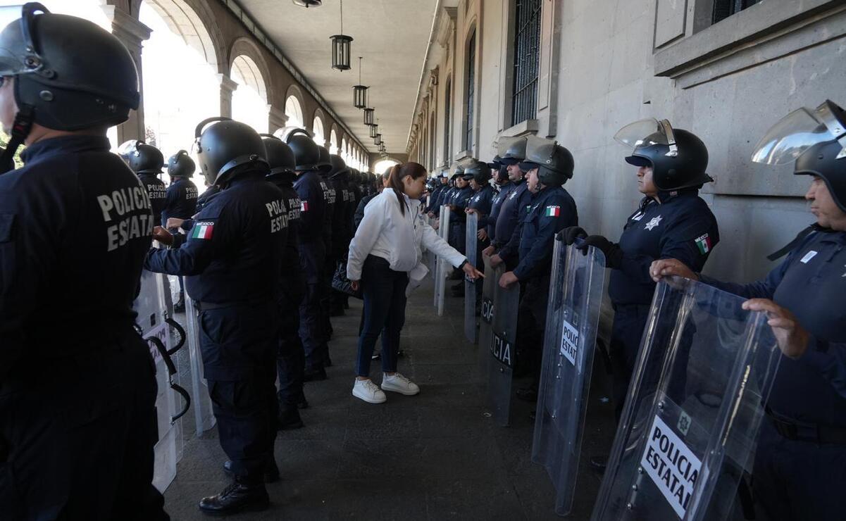 Por marchas del 8M, CODHEM revisa que policías del Edomex no porten armas prohibidas