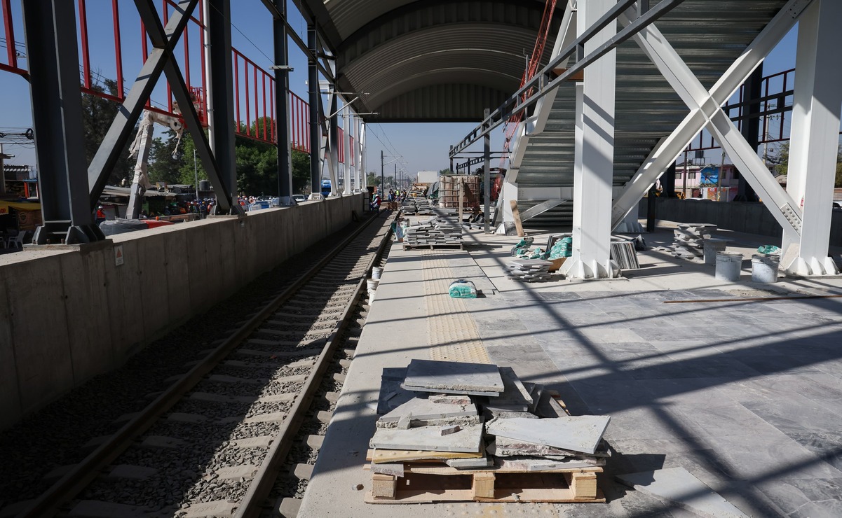 En abril del 2024, los vecinos de la zona   tuvieron una problemática de inundaciones que dejó afectaciones en viviendas de la colonia 10 de junio derivado de las obras del Tren Suburbano. Foto: Luis Camacho / El Universal Estado de México