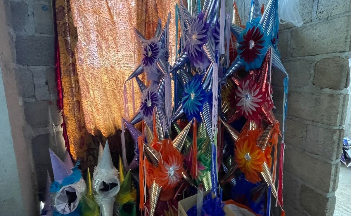 En San Marcos, se producen alrededor de 10 mil piñatas para distribuir en el Edomex. Foto: Michelle Sánchez.