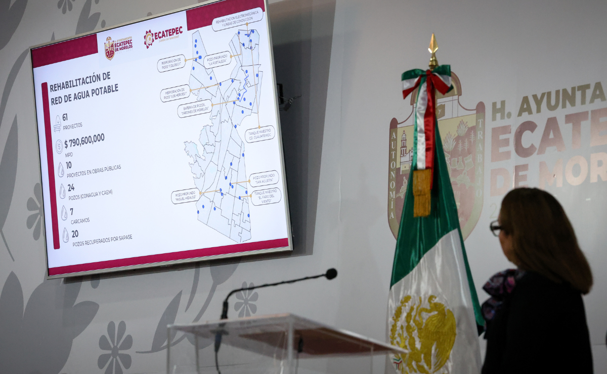 Azucena Cisneros Foto: Luis Camacho