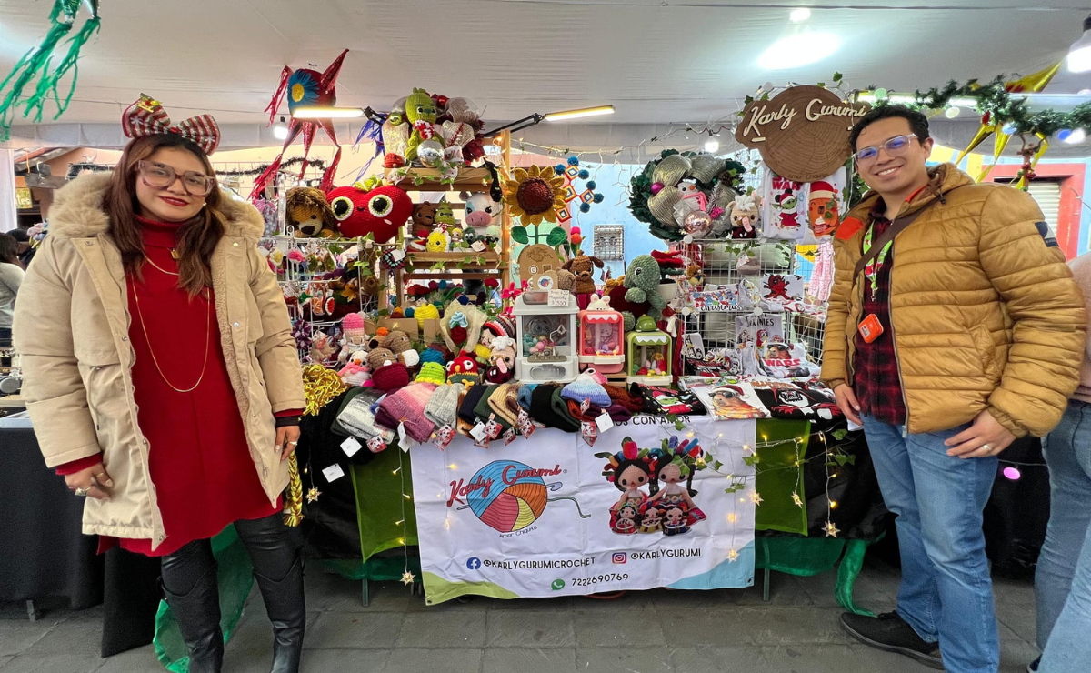 Vecinos de Metepec disfrutan de un día de fiesta en la Feria del Vino y Ponche, degustando los mejores sabores de la región Foto: Especial