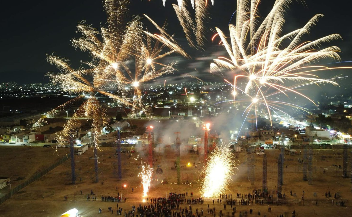 Magia y tradición se unen en Tultepec. No te pierdas la Feria Internacional de la Pirotecnia, un evento único en México. Foto: Especial