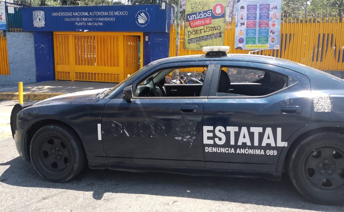 Estas medidas se toman luego de la detonación de explosivos y armas de fuego, actos violentos y una agresión con una navaja hacia un profesor dentro del CCH Naucalpan. Foto: Rebeca Jiménez