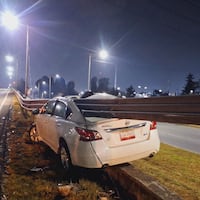 Un accidente en Paseo Tollocan dejó un herido