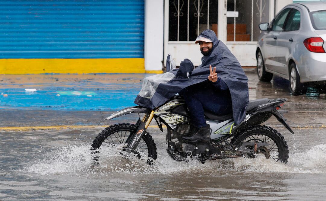 La Comisión Nacional del Agua y el Servicio Meteorológico Nacional, se pronostican lluvias muy fuertes  Foto: Arturo Hernández / El Universal Estado de México
