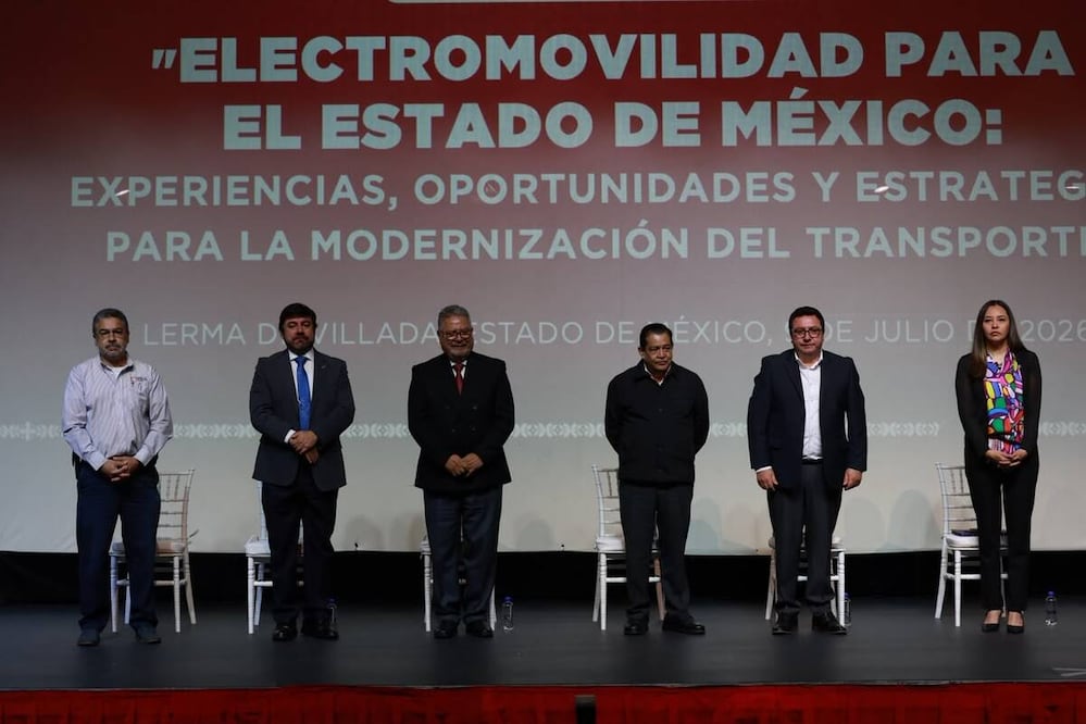 Servidores públicos, estudiantes y expertos reflexionaron sobre los retos que enfrenta la movilidad en la entidad. Foto: Alejandro Vargas/ El Universal