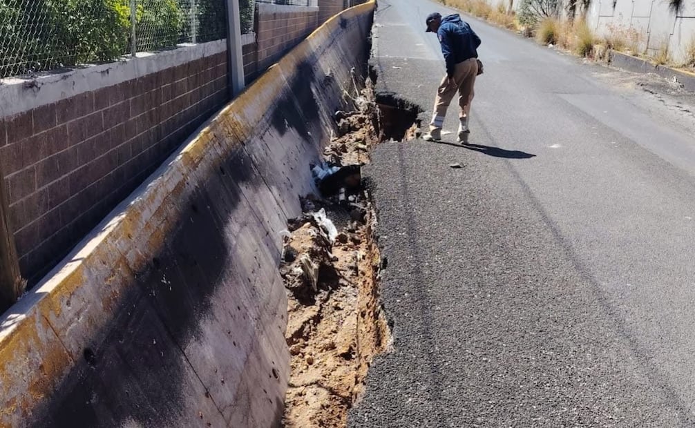El socavón afecta el acceso estratégico sobre la carretera Jorobas-Tula, una vía clave para el transporte de medicamentos. Foto Especial