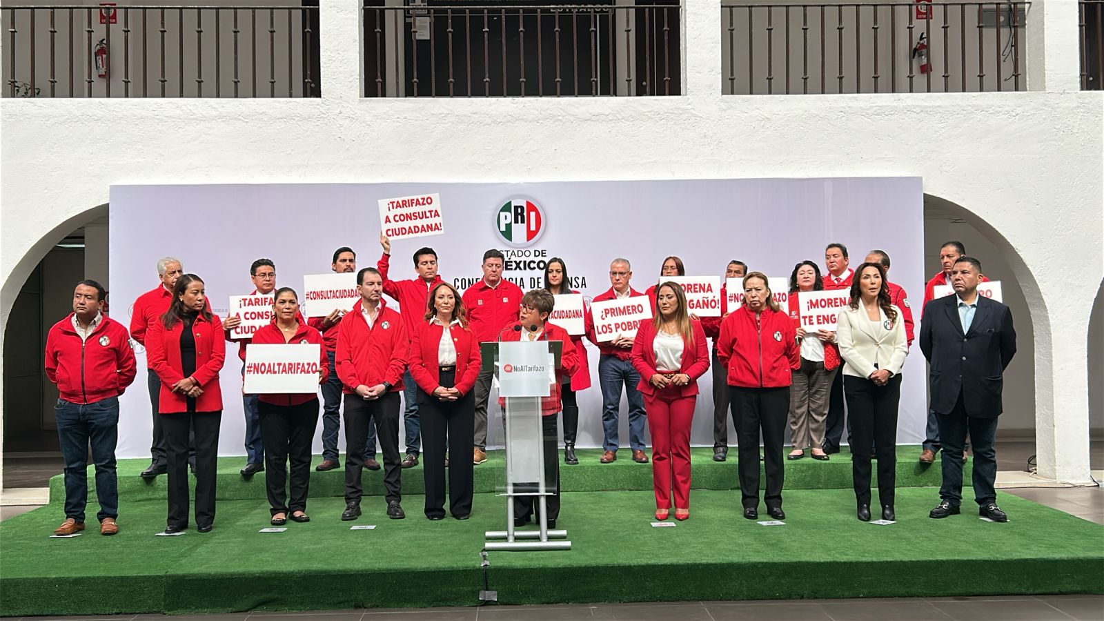 Los priistas mexiquenses también exigieron un Plan de Movilidad que sirva de beneficio a la ciudadanía / Foto Alma Rodríguez
