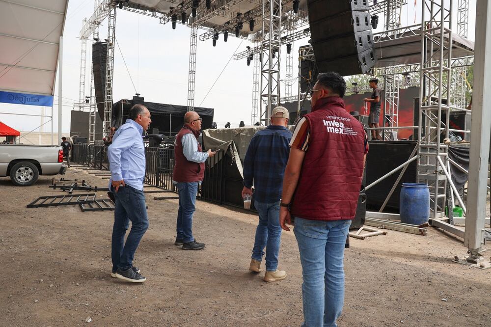 Revisan juegos mecánicos, conexiones de gas, estructuras del Teatro del Pueblo / Foto Especial