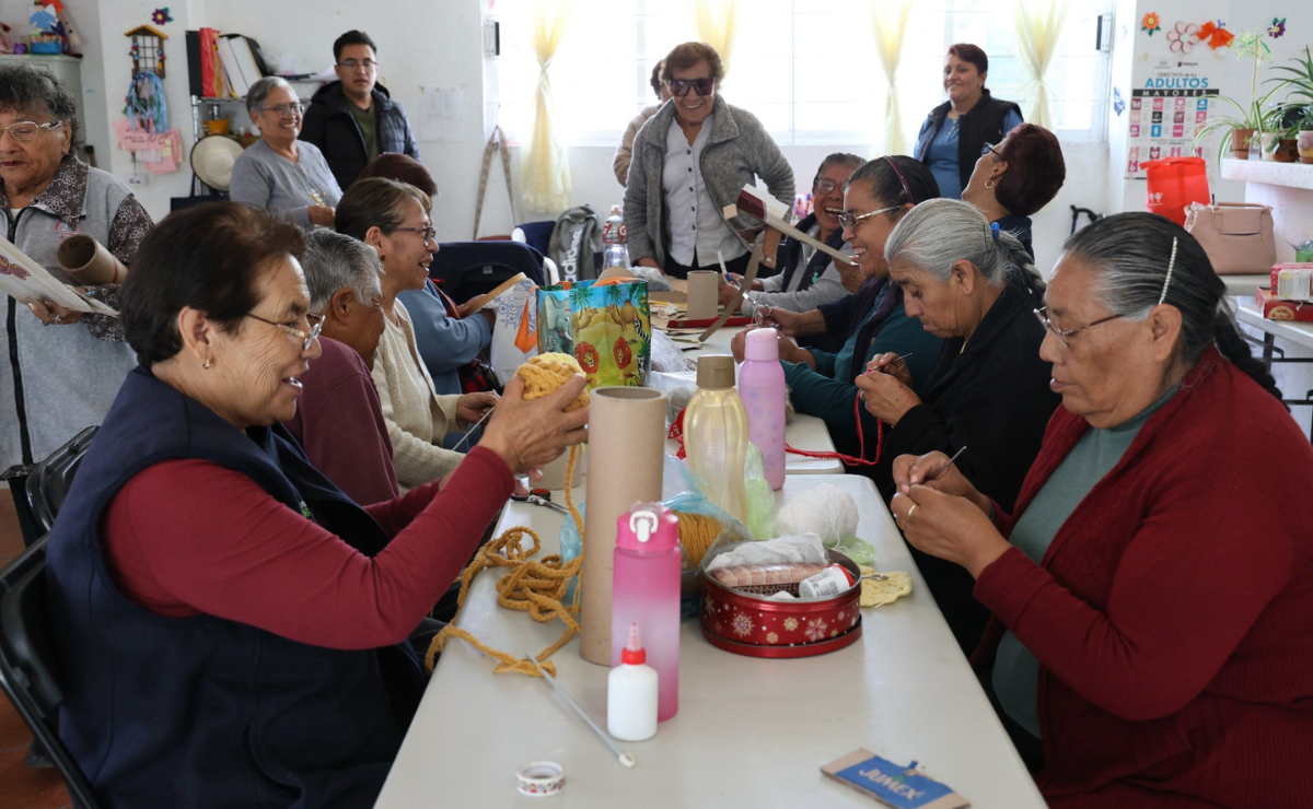 La Casa del Adulto Mayor de San Sebastián, Metepec, un espacio donde la edad es solo un número para crear y amar. Foto: Sergio García