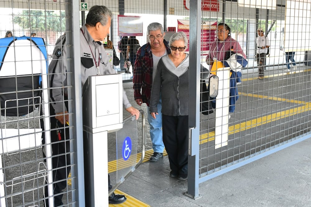 El programa beneficia directamente a usuarios de 10 municipios estratégicos del Valle de México, reduciendo el uso de transporte informal y mejorando los tiempos de traslado. Foto Especial
