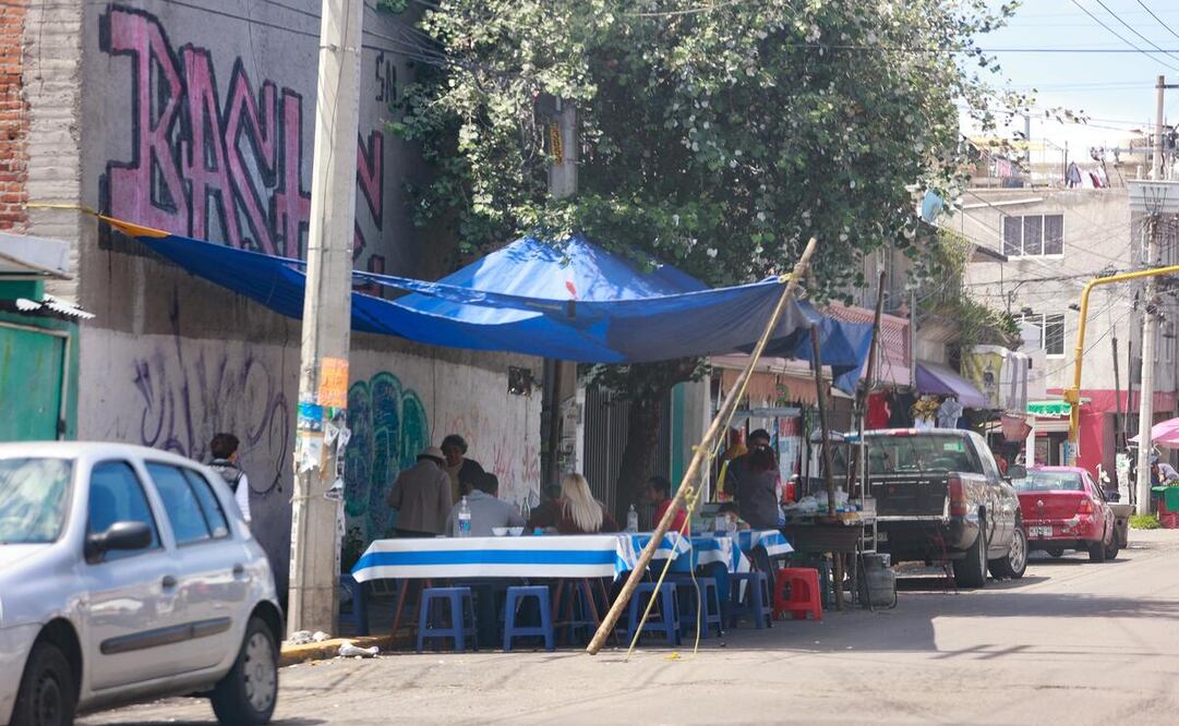 En Toluca se ha invitado a los comerciantes ambulantes para ser reubicados / Foto: Alejandro Vargas