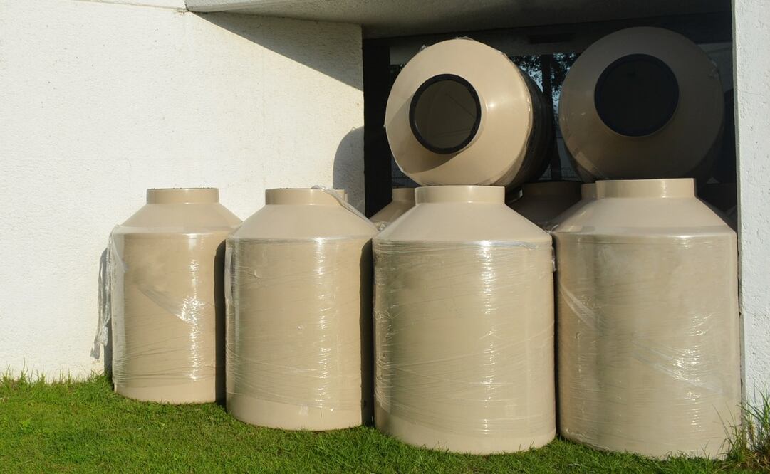 “Vivienda para el bienestar” consta de apoyos como biodigestor, calentador solar, tinaco, paquete de piso firme o de techo firme, entre otros / Foto Especial