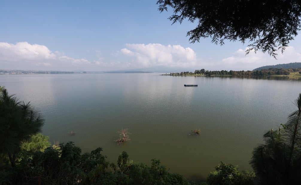 El saneamiento de la Presa Lago de Guadalupe incluye acciones relacionadas con la captación y tratamiento de aguas residuales. Alejandro Vargas/ El Universal