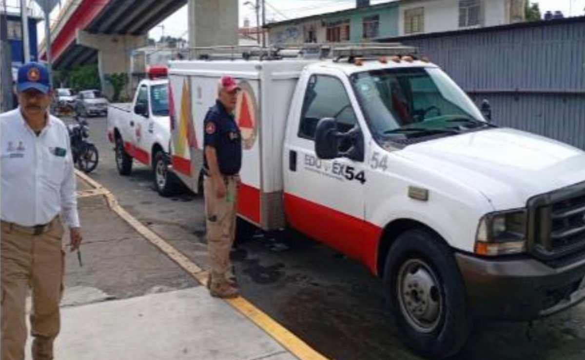 Emergencia en el Trolebús: Pasajeros atrapados en elevador de la estación Puente Rojo, Edomex Foto: Especial