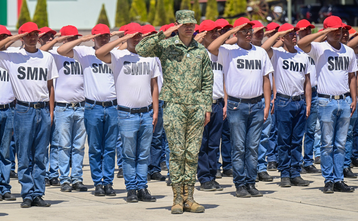 Honrando la memoria de los héroes de la Batalla de Puebla en Santa María Rayón. Foto: Especial
