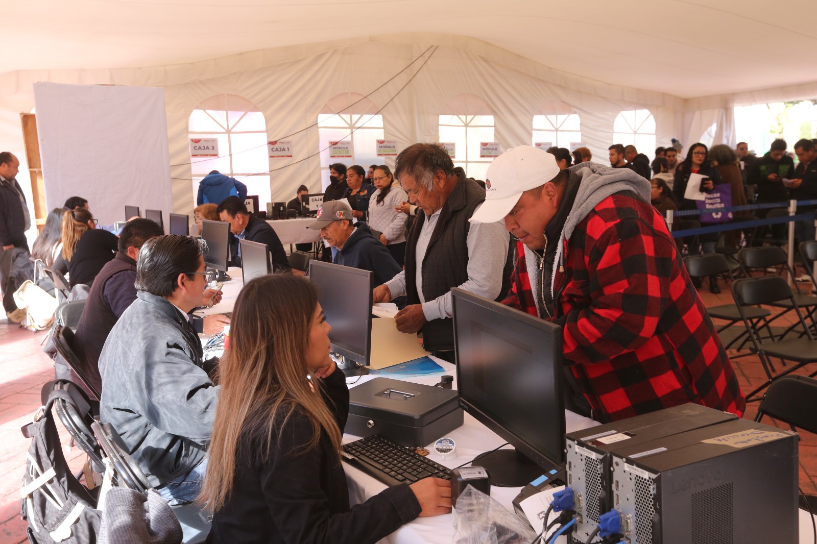 Le apuesta Ejecutivo a la responsabilidad, justicia, simplificación y modernización en la recaudación. Foto Jorge Alvarado